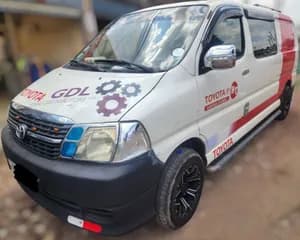 Toyota HiAce Shark 2011 Manual