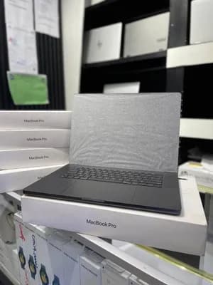Apple MacBook Pro M4 Max 16-inch