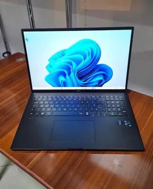 LG Gram i7 16GB 512GB Laptop