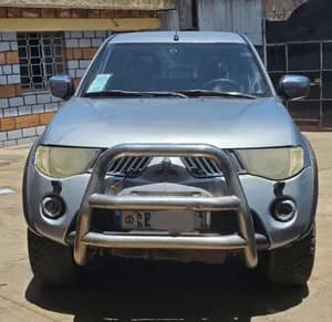 Mitsubishi L200 2009