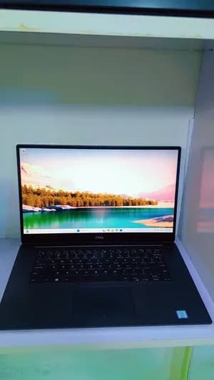 Dell Precision 5540 Gaming Laptop 9th Gen i7 24GB RAM 1TB SSD