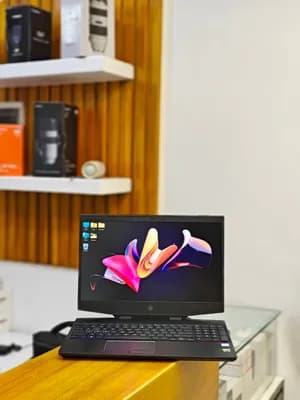HP Omen 15 i7 RTX 2060