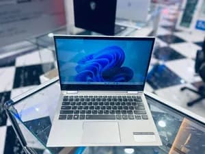 Lenovo Yoga Core i5 8GB 256GB