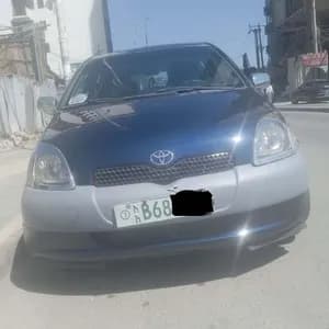Toyota Vitz Yaris 2001 1.0L Manual