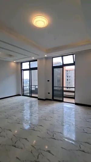 Modern 3 Bedroom Condo Ayat 49
