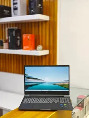HP Victus 16 i7 RTX 4070