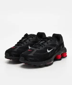NIKE SHOX