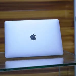 Apple MacBook Pro 13-inch (M2, 2022)