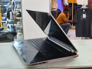hp pavilion laptop 4Gb Ram 500GB