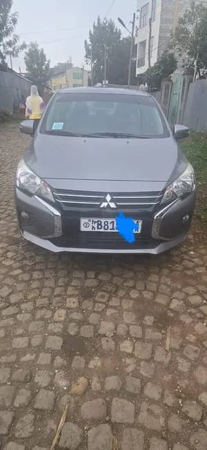 Mitsubishi Attrage 2021 Sedan