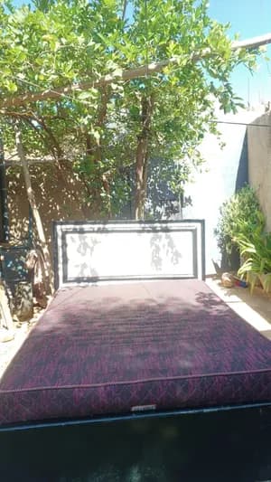 Modern 1.5 Meter Bed with Mattress