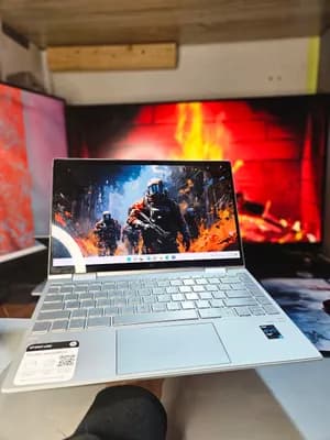 HP Envy x360 13-inch i7