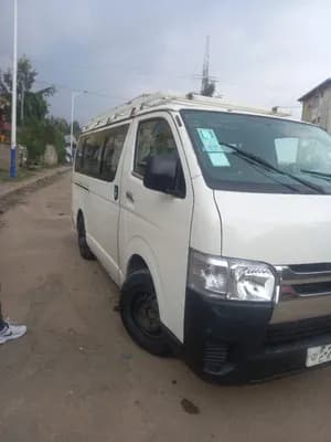 Toyota Hiace Van 2008 Model