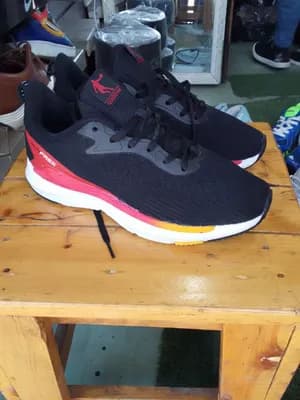 Qiaodan 022684 Sneakers Size 40