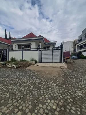150 sqm Modern Villa Summit