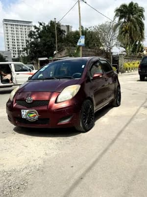 Toyota Yaris Compact 2010