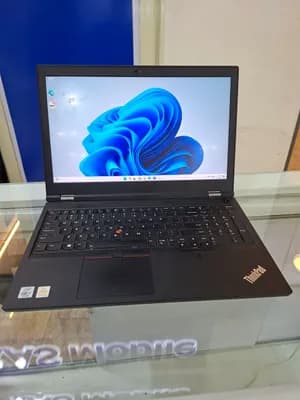 Lenovo ThinkPad Workstation i7 10th