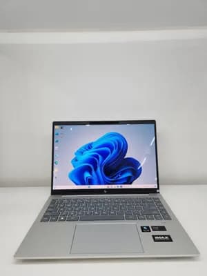 HP Pavilion Plus 14 Ultra 7 Laptop