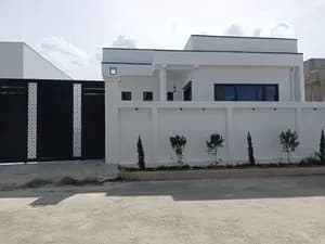 ሰሚት አካባቢ የመኖሪያ 220 m2