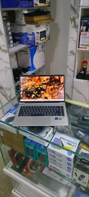 HP Probook Core i7 13th 16GB 1TB