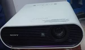 Sony VPL-E57 Projector