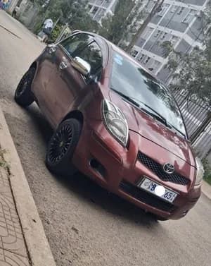 Toyota Yaris Compact 2010