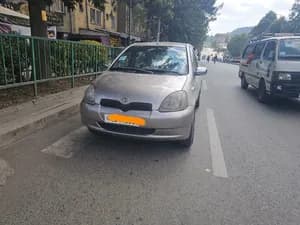 Toyota Vitz 2001 1.0L