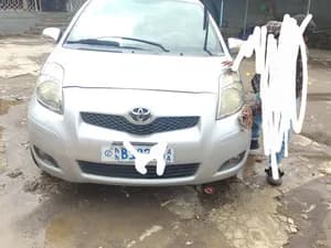 Toyota Yaris Compact 2010 1000cc