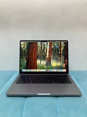 Apple MacBook Pro M1 13 Inch