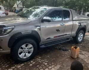 Toyota Revo Hilux kin cab