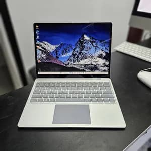 Microsoft Surface Laptop Go i5 8GB 128GB