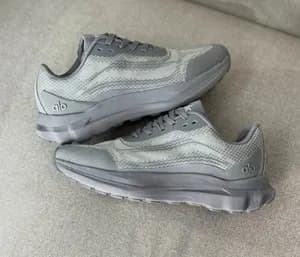 Alo Runner Cool Grey Unisex Sneakers