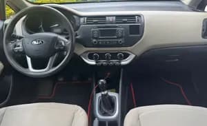 KIA RIO 2015