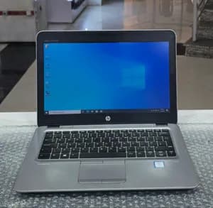 HP EliteBook 820 G3 Laptop