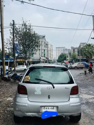 Toyota Vitz 2003