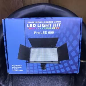 Pro LED 600 Photo Video Light Kit