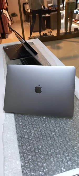 Apple MacBook Air