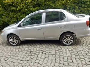 Toyota Sedan 2004 Model