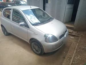 Toyota VitZ 1999
