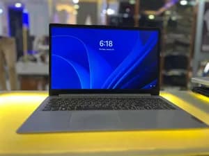 Lenovo Ideapad Ryzen 3 8GB
