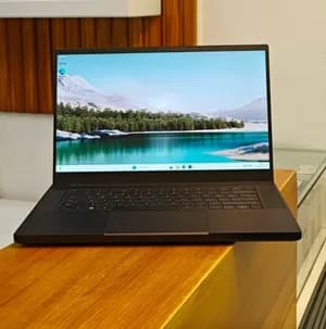 Razer Blade 15 Gaming Laptop