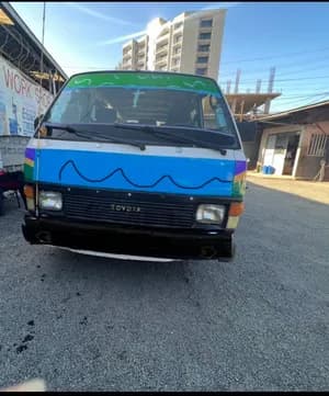 Toyota Hiace Minibus 1988 Manual
