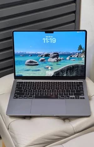 Apple MacBook Air M2 2022