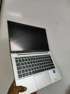 HP Elitebook 830 G8 Laptop