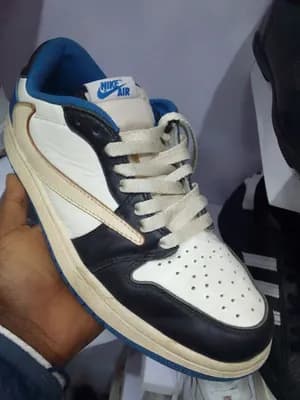 Nike Leather Sneakers Size 40