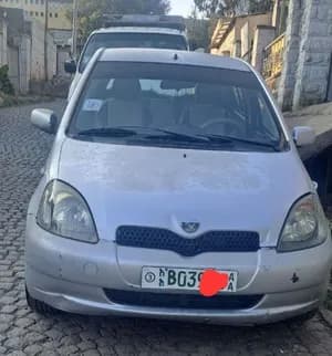 Toyota Vitz 2001