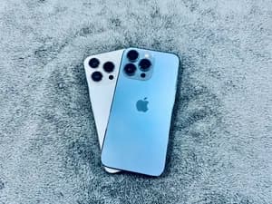 256Gb Single sim+e-sim