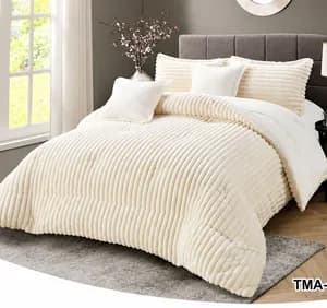 Six (6) Pcs Comforter set