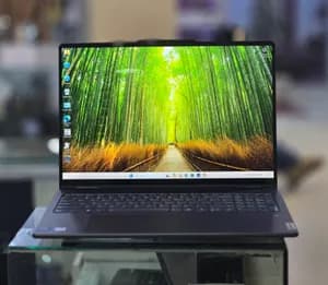 Lenovo Yoga 7i 2-in-1 Laptop