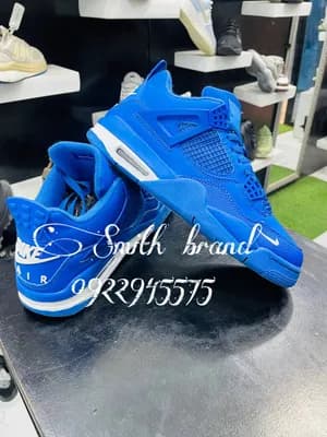Jordan 4 Sneakers